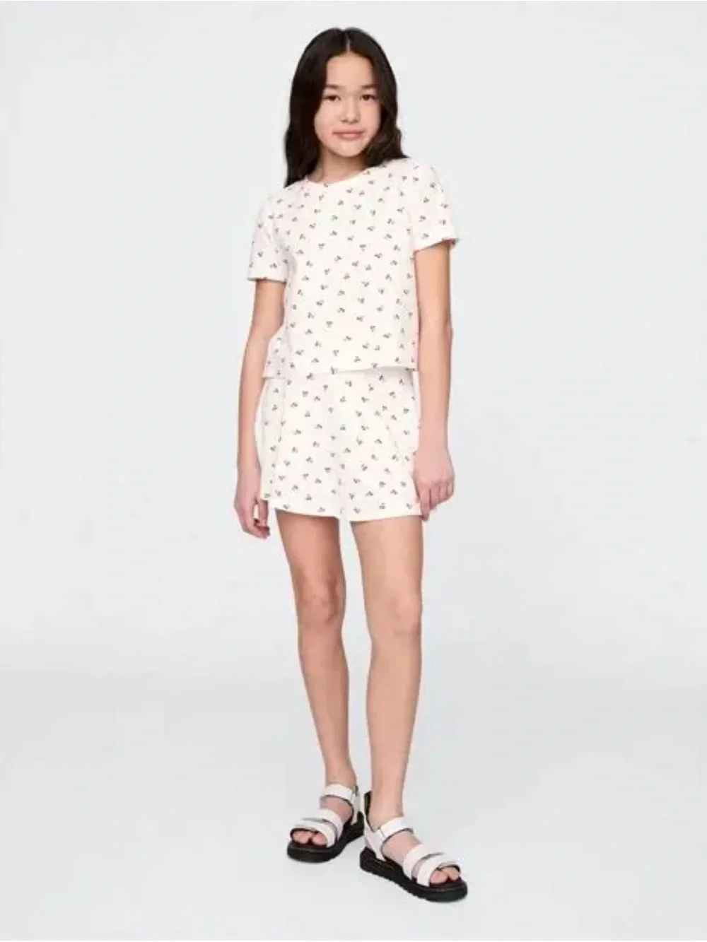 🍒 NWT! GAP Kids White Cherry Print Tee and Skort Matching Set